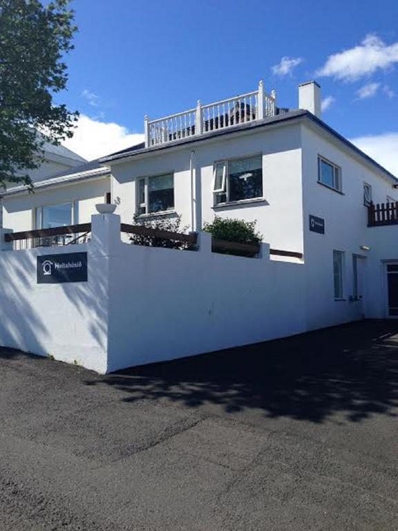Guesthouse Hvitahusid Akureyri Dış mekan fotoğraf